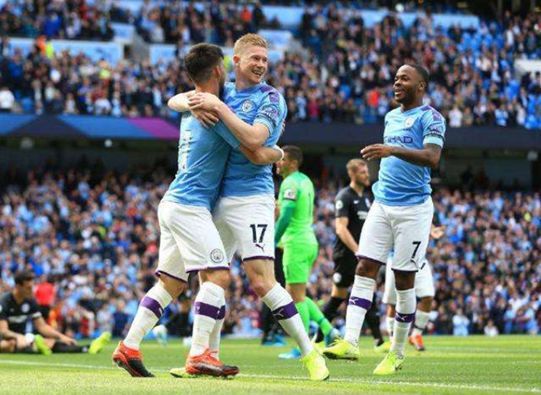 拉玛西亚11大离队天才：奥纳纳、西蒙斯领衔，谁最成功谁最遗憾？