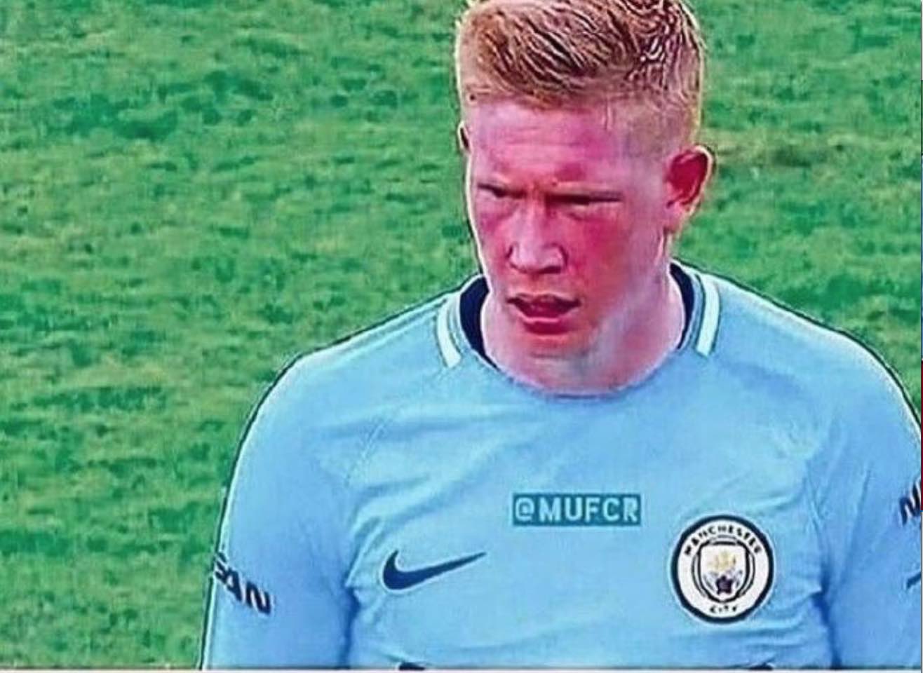 NBA为詹姆斯打造专属球衣补丁 意味深远引发退役猜测