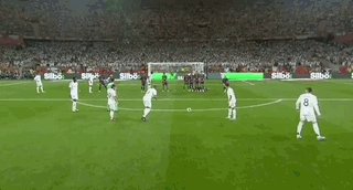 字母哥：我跟詹姆斯要了球衣！我永远敬仰詹姆斯