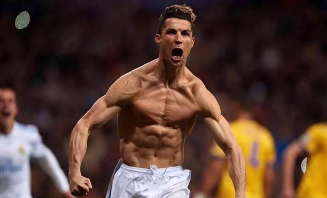 快船问题是有哈登的球队，就不允许你内线脚步慢，别让卡跟租巴挡拆，挡拆就是包夹