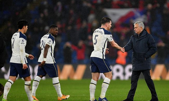 Canyon：没能给Ruler拿到五杀很遗憾，连胜被T1中断，我定要复仇