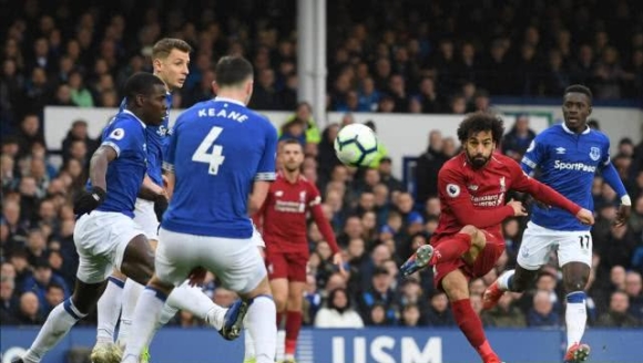 卡牌游戏竞技与休闲双模式解析